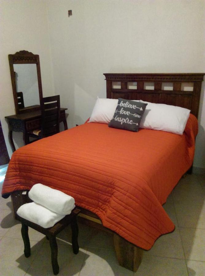 Hotel Posada Don Vasco 익스미킬판 외부 사진