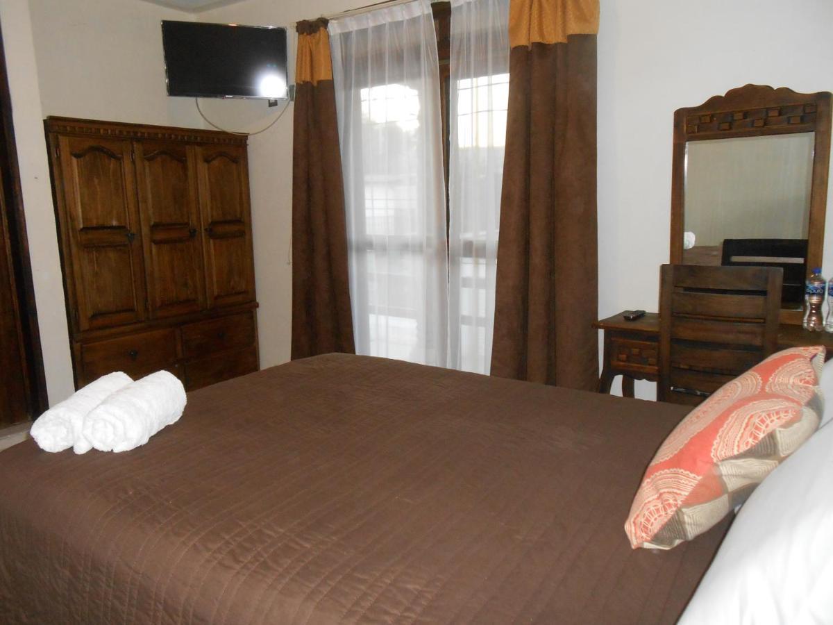 Hotel Posada Don Vasco 익스미킬판 외부 사진